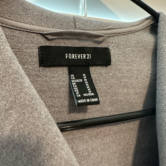 Grey jacket - Picture 4 of 5